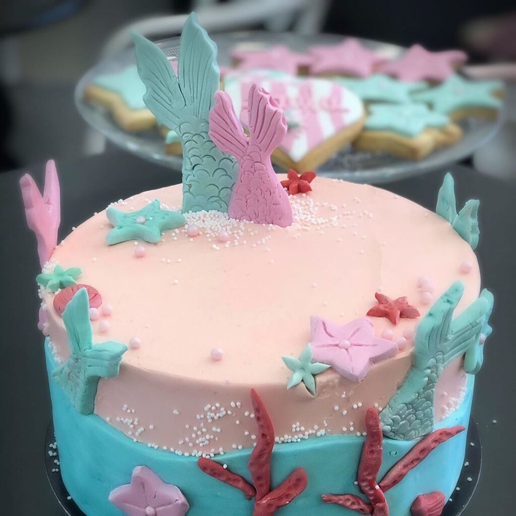 Πηγή φωτογραφιών: Instagram @mollyrose.bakery