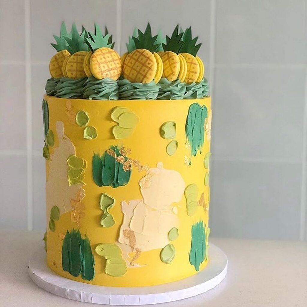Πηγή φωτογραφιών: Instagram @euphoric_cakes