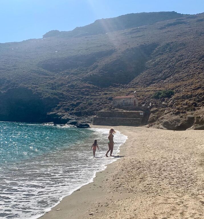 Ελένη Μενεγάκη: Πρώτη μέρα στο σχολείο για τη Μαρίνα - Δείτε τη φωτογραφία της