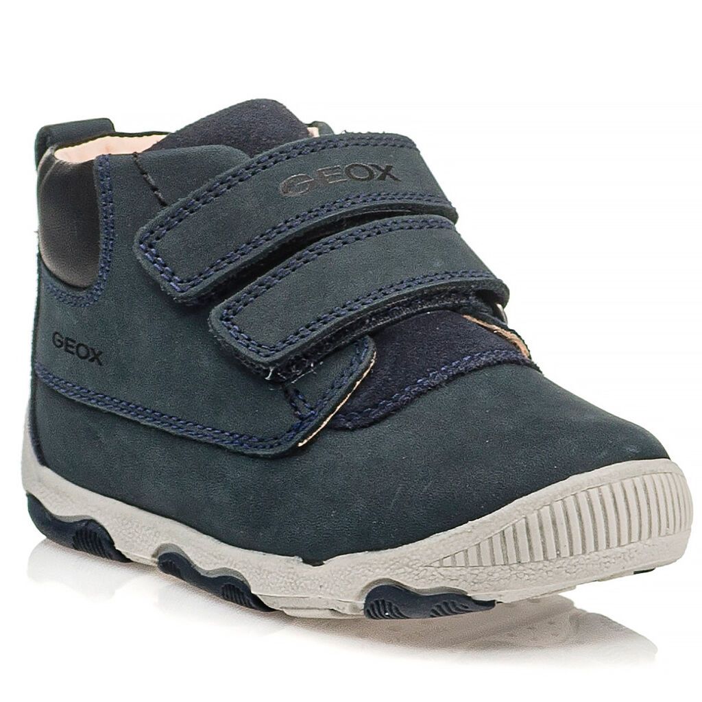 Back to School με NAK Shoes