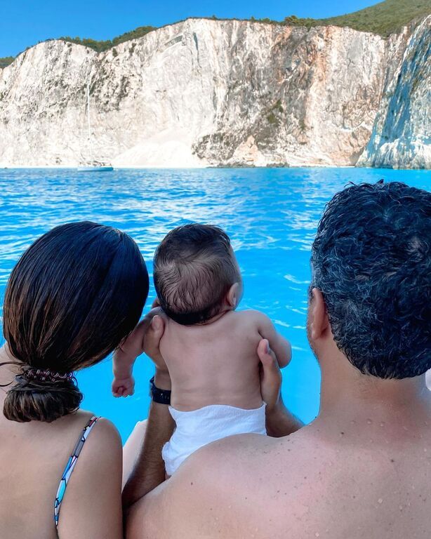 Ένα στιγμιότυπο από τις πρώτες οικογενειακές διακοπές το περασμένο καλοκαίρι.