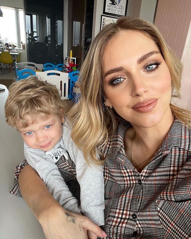 Chiara Ferragni: Το απίθανο βίντεο όπου ο γιος της φτιάχνει πίτσα