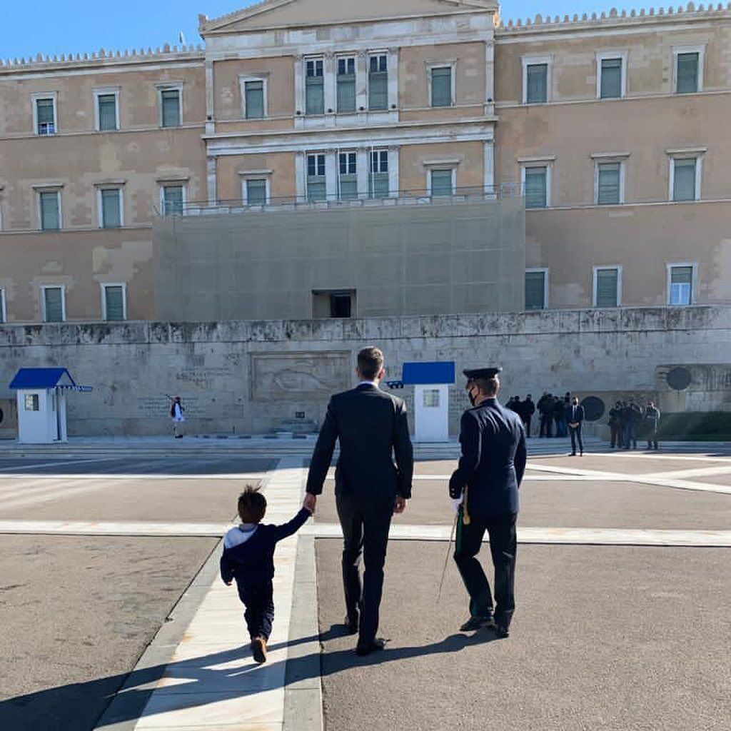Κώστας Μπακογιάννης: Η κόρη του είχε γενέθλια- Δείτε την πρωτότυπη τούρτα