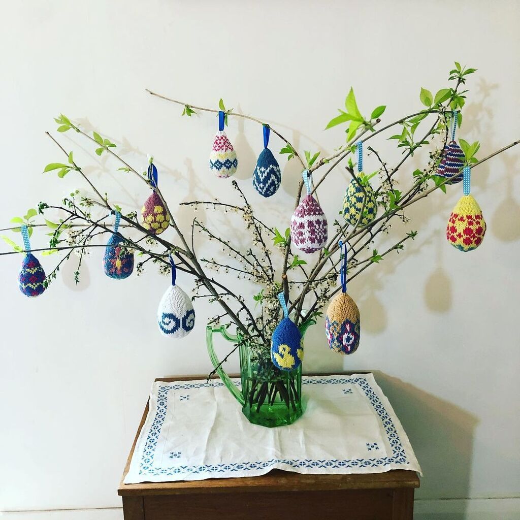 πηγή φωτογραφίας: Hashtag instagram #eastertree