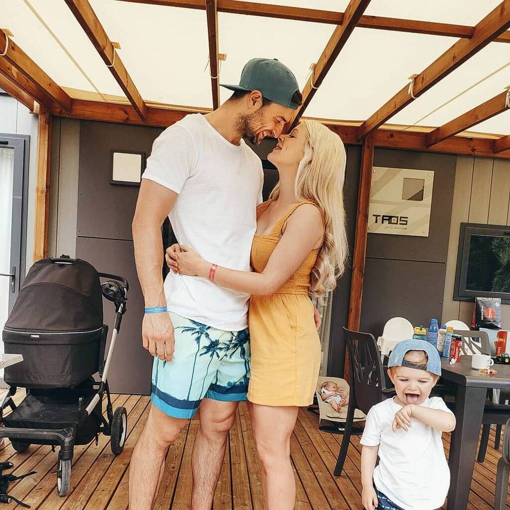instagram @Zar Ann vloggingblonde