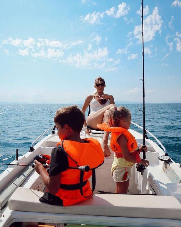 Στέλιος Χανταμπάκης: Πώς περνά με τα παιδιά του στη θάλασσα - Δείτε φώτο