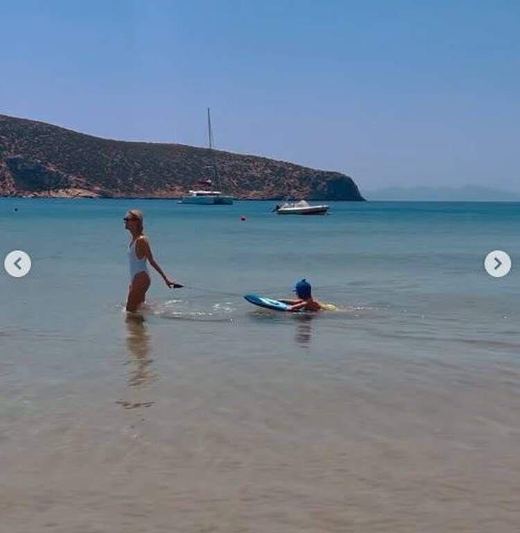 Βίκυ Καγιά: Υπέροχες φωτογραφίες των παιδιών της από τις διακοπές