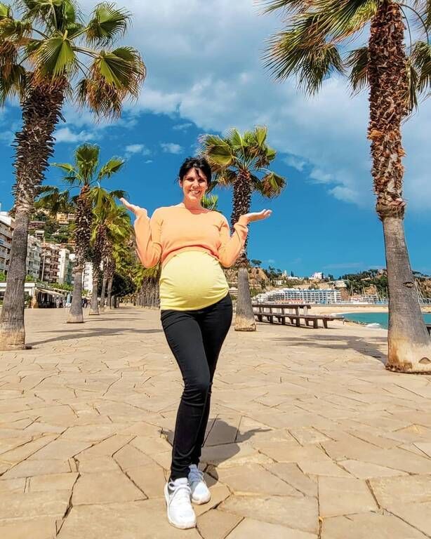 Ηλέκτρα Αστέρη: Η φώτο με την κόρη της και τον Ευτύχη Μπλέτσα στη θάλασσα