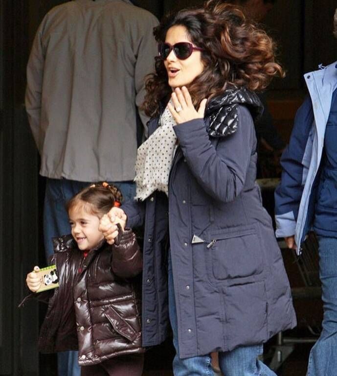 Salma Hayek: Η ομοιότητα με την κόρη της είναι εντυπωσιακή