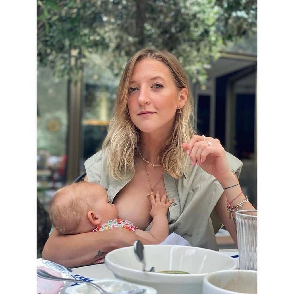 Instagram / breastfeedingnewborn