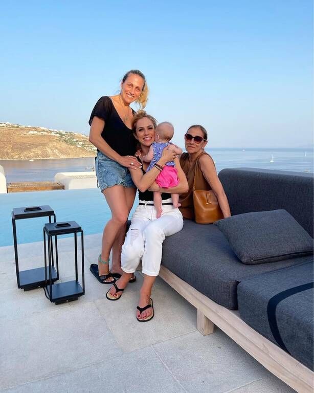 Ντορέττα Παπαδημητρίου: Χριστουγεννιάτικα παιχνίδια με την μπέμπα ανιψιά της