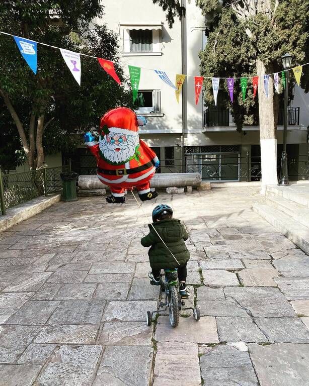 Σία Κοσιώνη: Φωτογραφήθηκε αγκαλιά με τον γιο της και έστειλε ένα αισιόδοξο μήνυμα