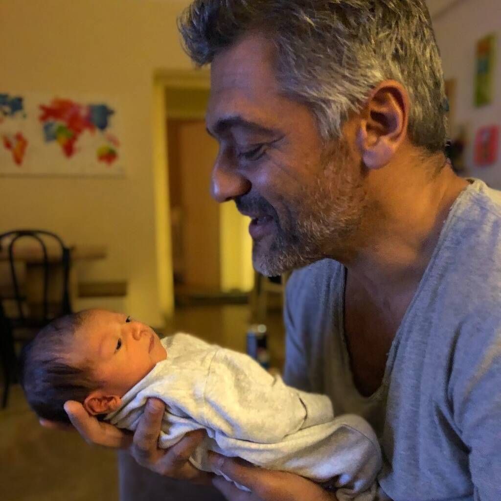 Στέλιος Κρητικός: Η φώτο με την μπέμπα και τη λατρεμένη του Κόμησσα
