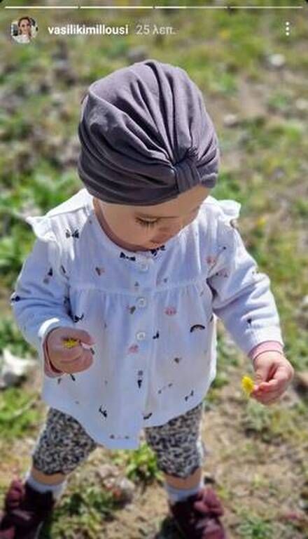 Η Λένια με υπέροχο ανοιξιάτικο outfit.