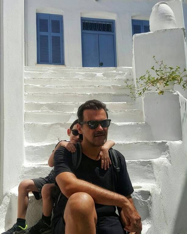 Στην Κύθνο, μέσα στην πιο τρυφερή αγκαλιά του κόσμου.