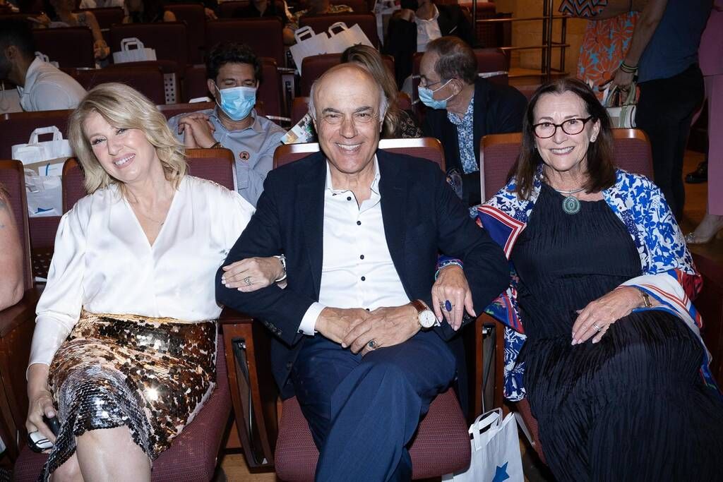 Υβέτ Κοσμετάτου, Πρόεδρος Κάνε-Μια-Ευχή-Μάρκος Ταμπακέρας, Πρόεδρος Make-A-Wish International & Pamela