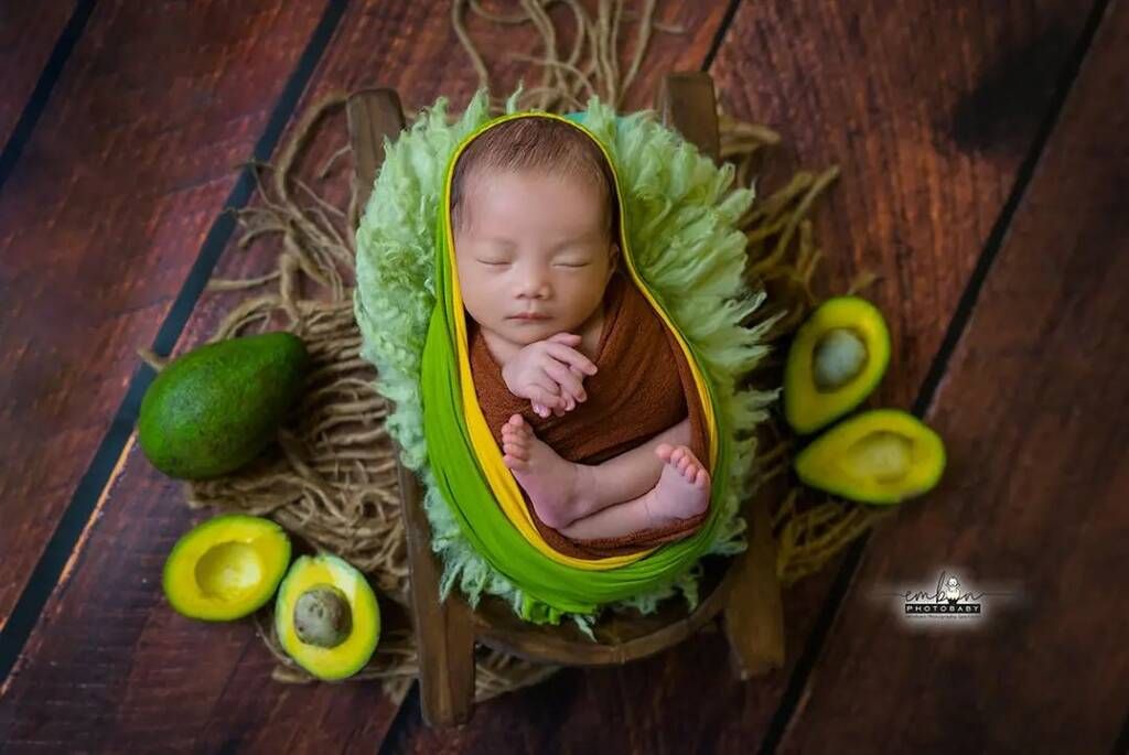 Μωράκι - αβοκάντο - instagram@embunphotobaby
