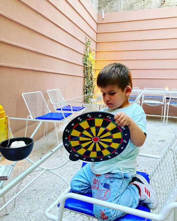 Ο Θοδωρής junior έχει πολλά ενδιαφέροντα