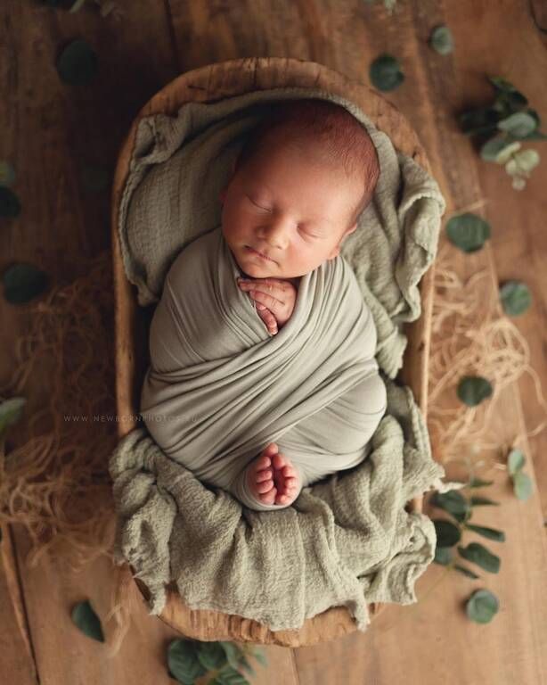 Οι γονείς τους τα έχουν ταΐσει - instagram@ newbornphotos