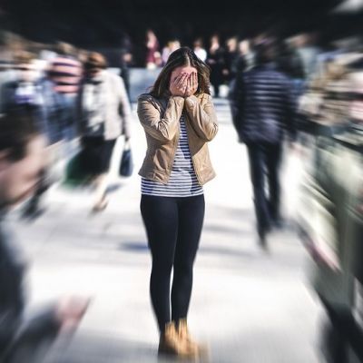 Κρίσεις πανικού: Πώς μπορείτε να τις αντιμετωπίσετε