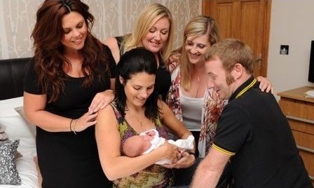 Γέννησε την ώρα του baby shower της! (φωτογραφίες)