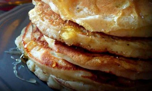Pancakes μήλου: Ένα υπέροχο και λαχταριστό πρωινό για την πρώτη μέρα στο σχολείο