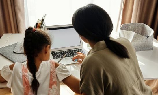 Έτσι θα πάρεις νέο tablet, laptop ή desktop για το παιδί σου με όφελος 200 ευρώ!