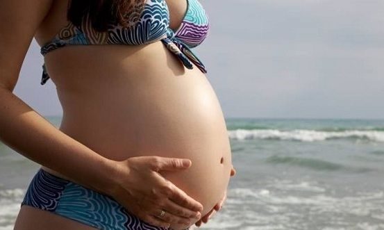 Ταξίδι και εγκυμοσύνη. Πώς θα είναι ασφαλές και πότε είναι απαγορευτικό;