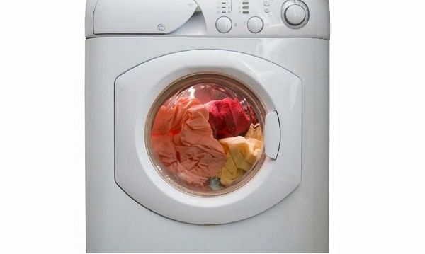 Έξυπνο tip για να καθαρίσετε τη μούχλα από το συρτάρι του πλυντηρίου!