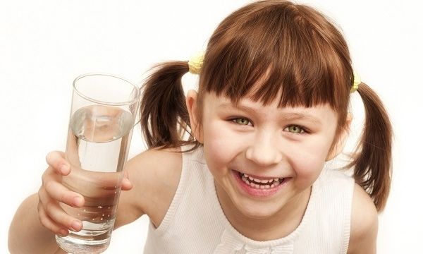 Πόσο σημαντικό είναι το νερό για το σώμα μας; Aπό τη διατροφολόγο Ευσταθία Παπαδά