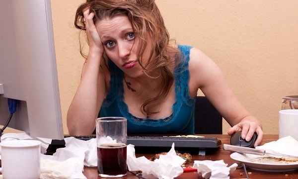 Το στρες στις γυναίκες «φίλος» των θερμίδων και των περιττών κιλών!