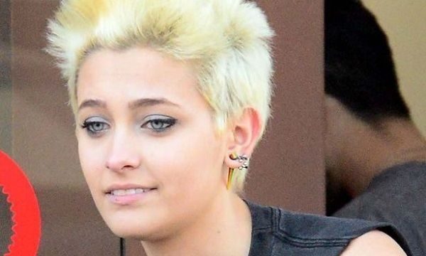 Η Paris Jackson έγινε 18 χρονών και τίμησε τη μνήμη του πατέρα της με ένα τατουάζ (φωτό)