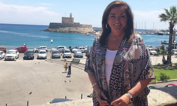 Ντόρα Μπακογιάννη: H τρυφερή φώτο με τον εγγονό της ανήμερα των γενεθλίων της (pics)