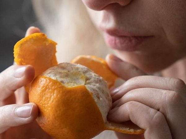Η πλειονότητα των ασθενών με COVID-19 ανακτά πλήρη αίσθηση της όσφρησης ή της γεύσης εντός 2 ετών