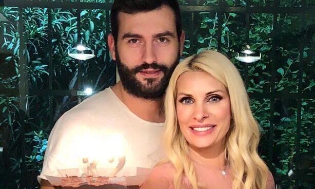 Ελένη Μενεγάκη: Η δημόσια εξομολόγηση του αδερφού της για εκείνη στο Instagram (pics)