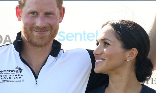 Το πρόσφατο δημόσιο φιλί του πρίγκιπα Harry με τη Meghan έγινε viral κι όχι άδικα