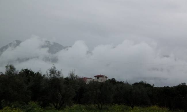 Με βροχές, χιόνια και κρύο η Μεγάλη Τρίτη - Τι δείχνουν οι προβλέψεις για το Πάσχα!