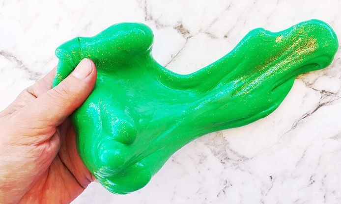 Φτιάξτε χριστουγεννιάτικη Slime με τα παιδιά σας (pics)