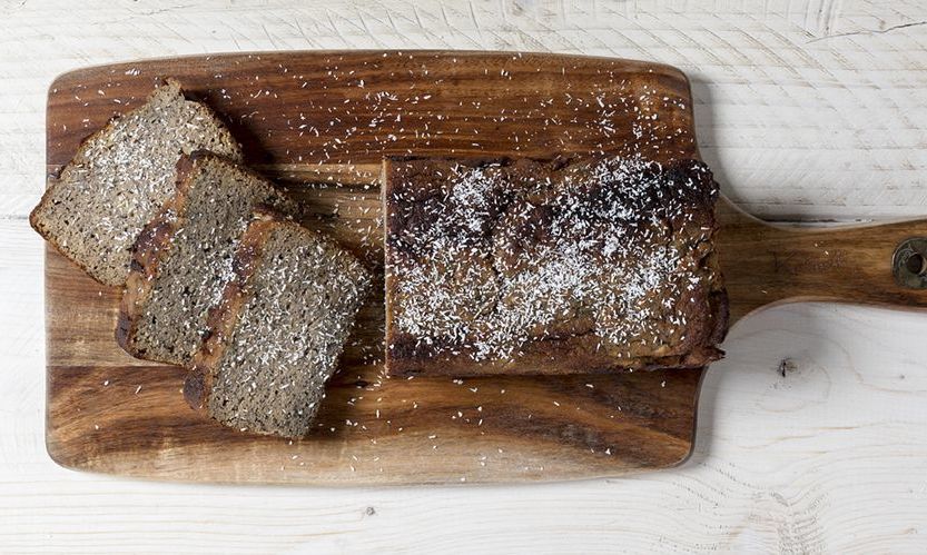 Υγιεινό κολατσιό στο σχολείο: Banana bread με αλεύρι καρύδας