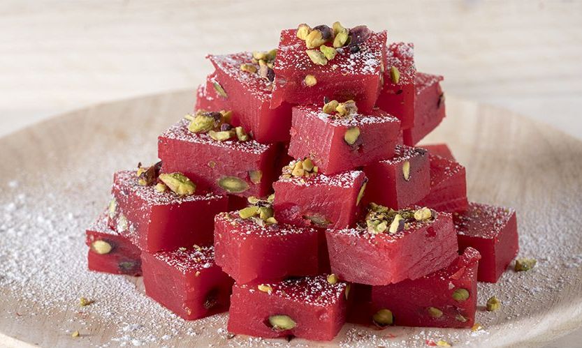 Χαλβάς red velvet με φιστίκι και τριαντάφυλλο - Μία ιδιαίτερη συνταγή