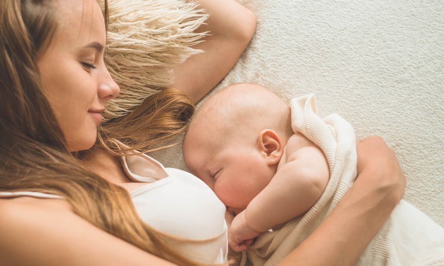 Πώς θα έχετε περισσότερο γάλα όταν θηλάζετε