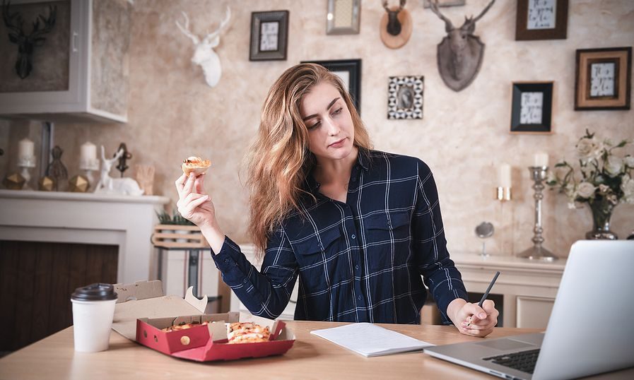 Διατροφικά tips για την περίοδο της τηλεργασίας