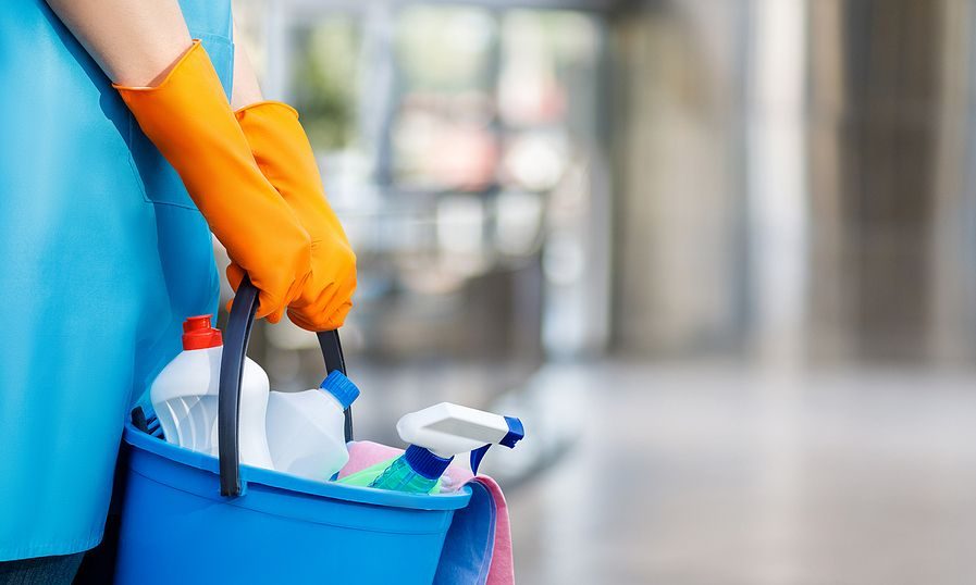 Tips για μαμάδες: Κόλπα για να καθαρίσετε τα πιο δύσκολα σημεία του σπιτιού
