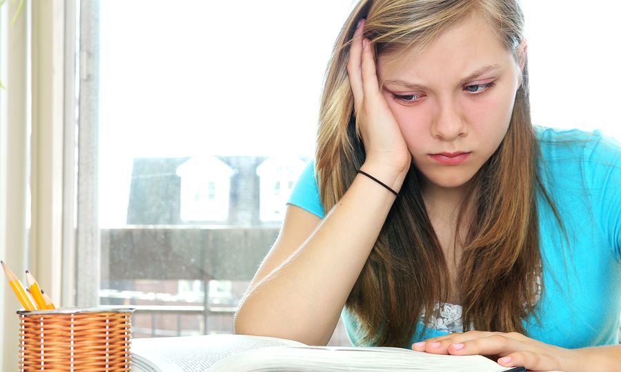 Πώς εκδηλώνεται το άγχος των εξετάσεων στους εφήβους;