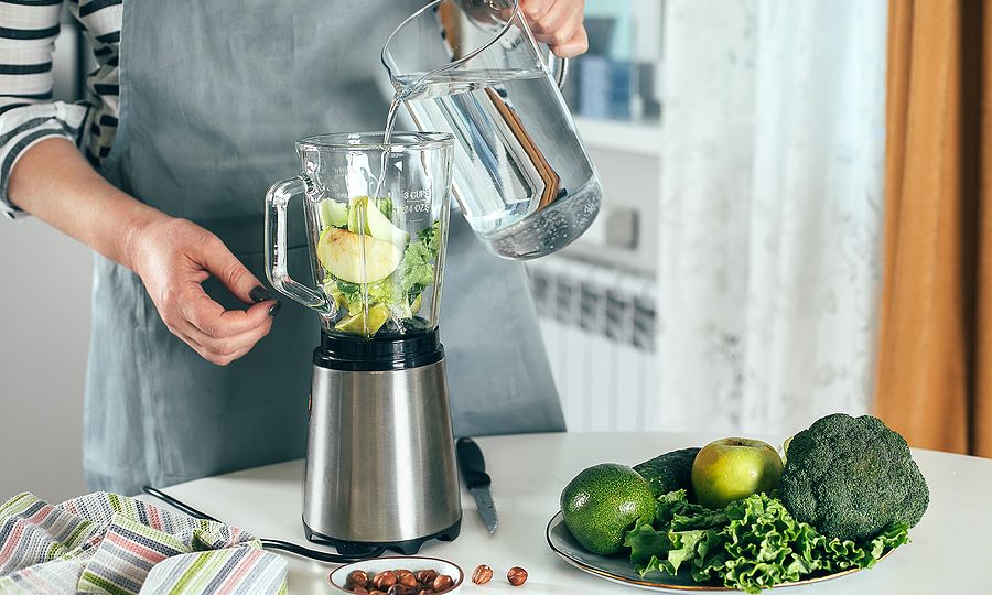 Tips για μαμάδες: Καθαρίστε το μπλέντερ σε λιγότερο από ένα λεπτό