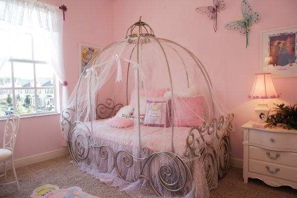 2fairytale-girl-room 2