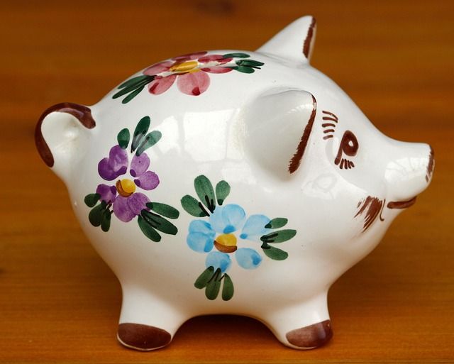 piggy bank 334534 640