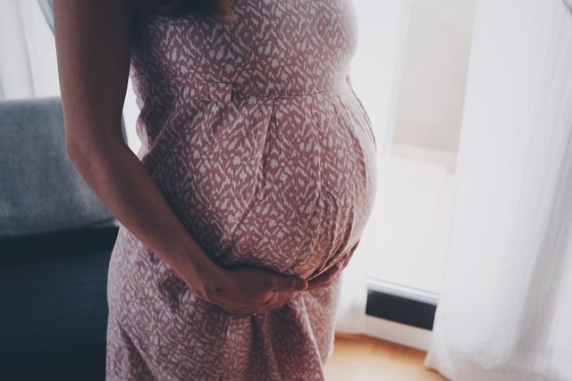 syndromo polikistikon oothikon kai epiptoseis sta neogna 3