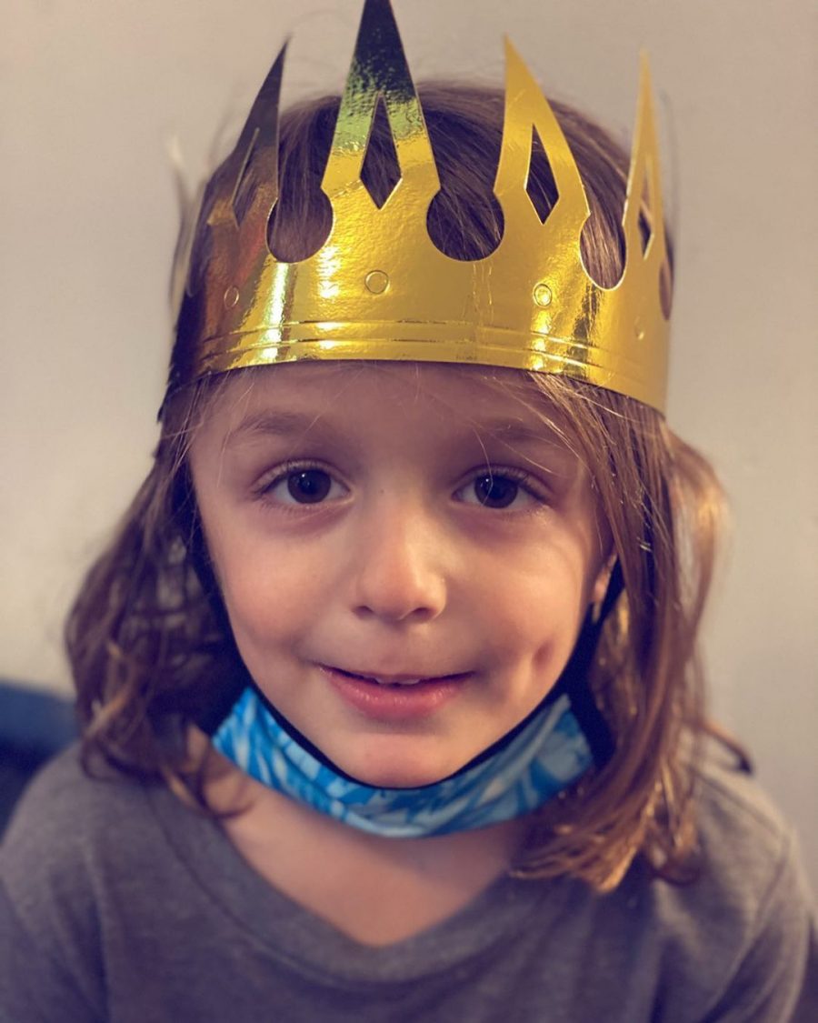 sofia karvela genethlia giou 12