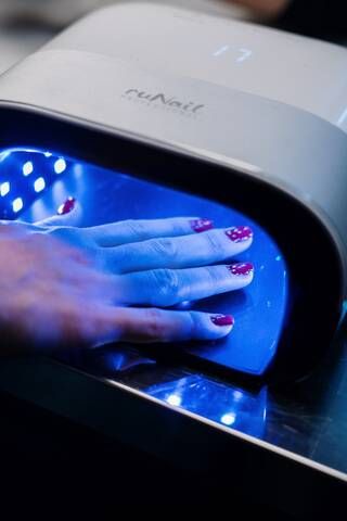 manikiour gel fournaki